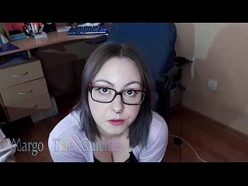 ❤️ Seksikäs tyttö lasit päässä imee dildoa syvälle kameraan ️ Vittu video at porn fi.fashiontee.top ❤